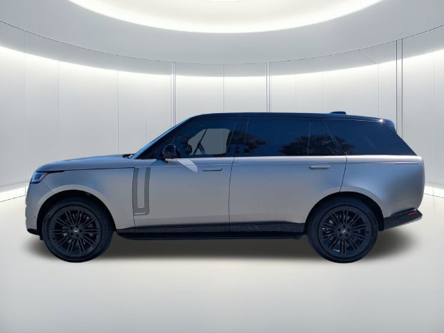 Used 2025 Land Rover Range Rover Long Wheelbase Autobiography AWD/4WD image 6