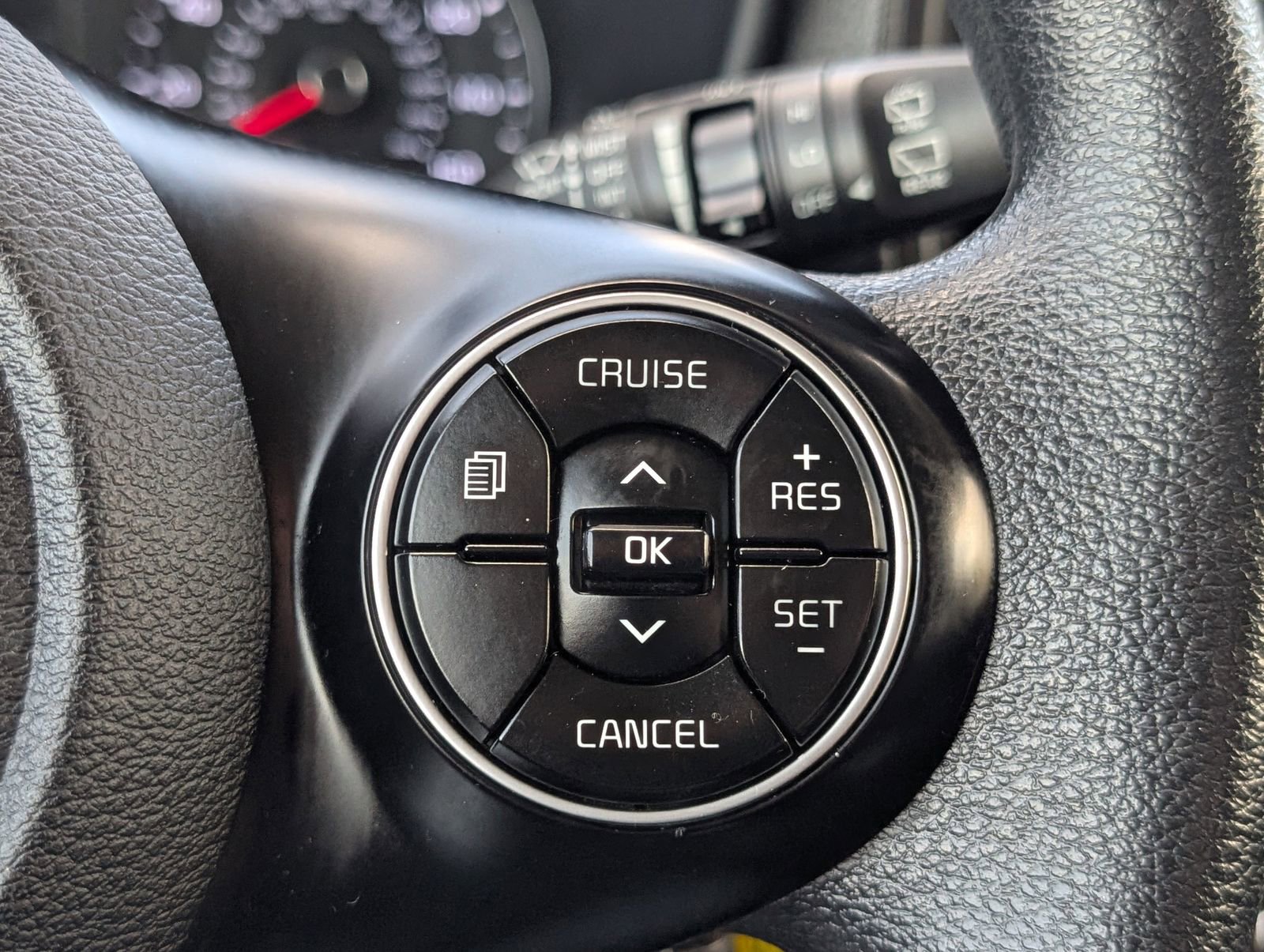 Used 2020 Kia Soul LX image 25