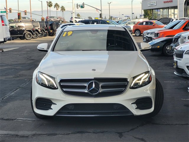 Used 2019 Mercedes-Benz E 300 image 2