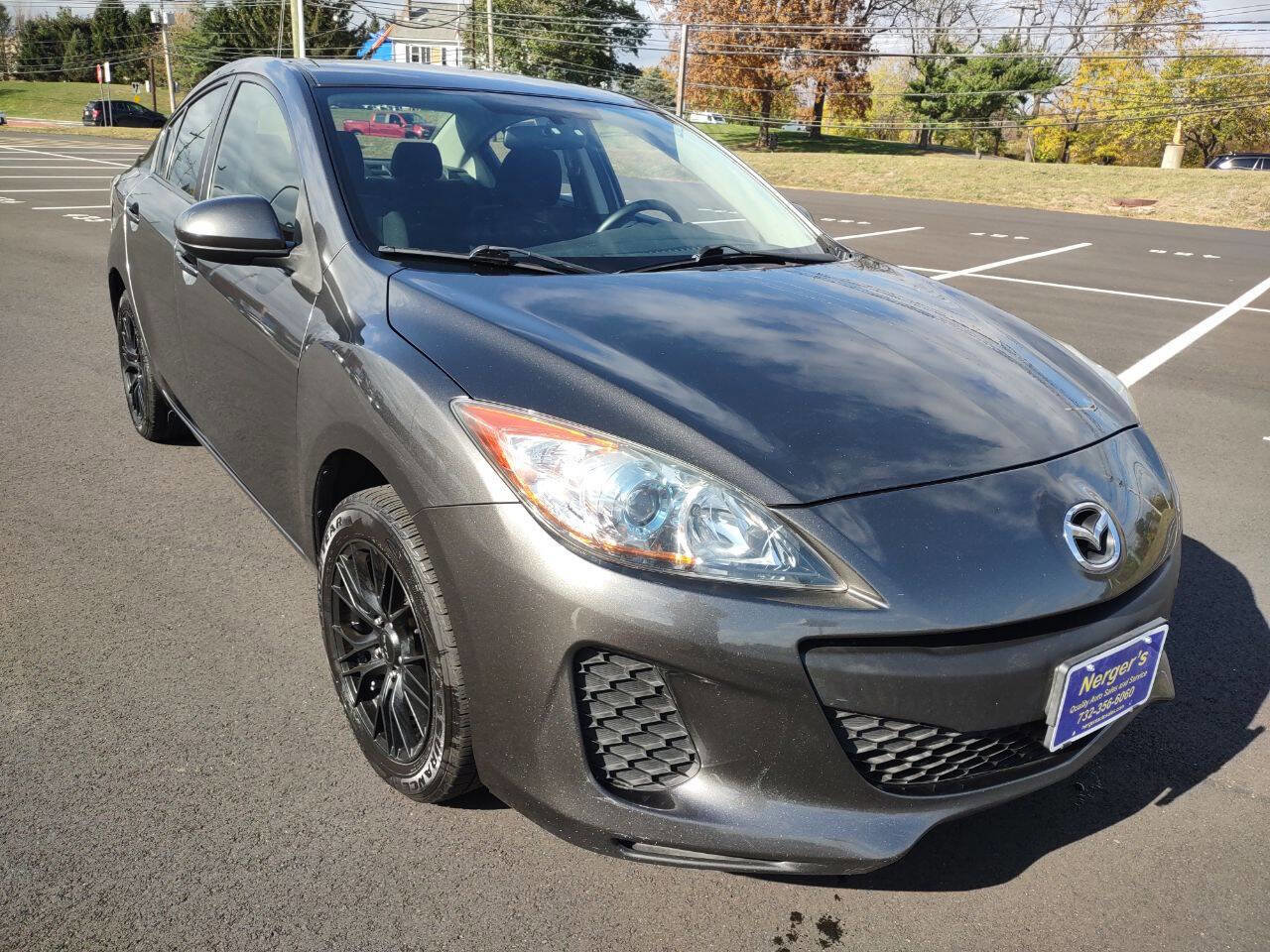 Used 2013 MAZDA MAZDA3 i Touring image 4