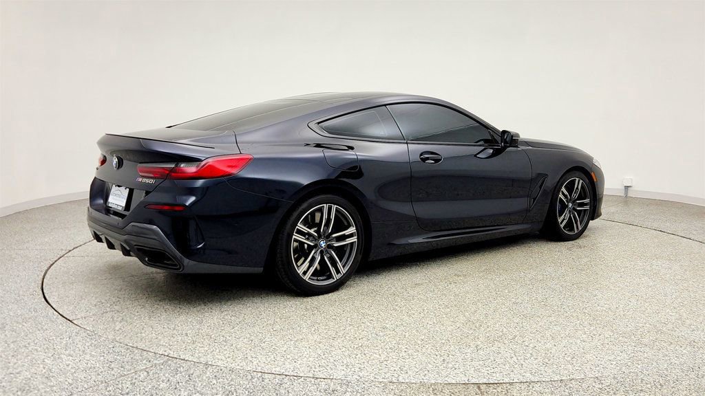 Used 2021 BMW M850i xDrive Coupe w/ M Carbon Exterior Package AWD/4WD image 5
