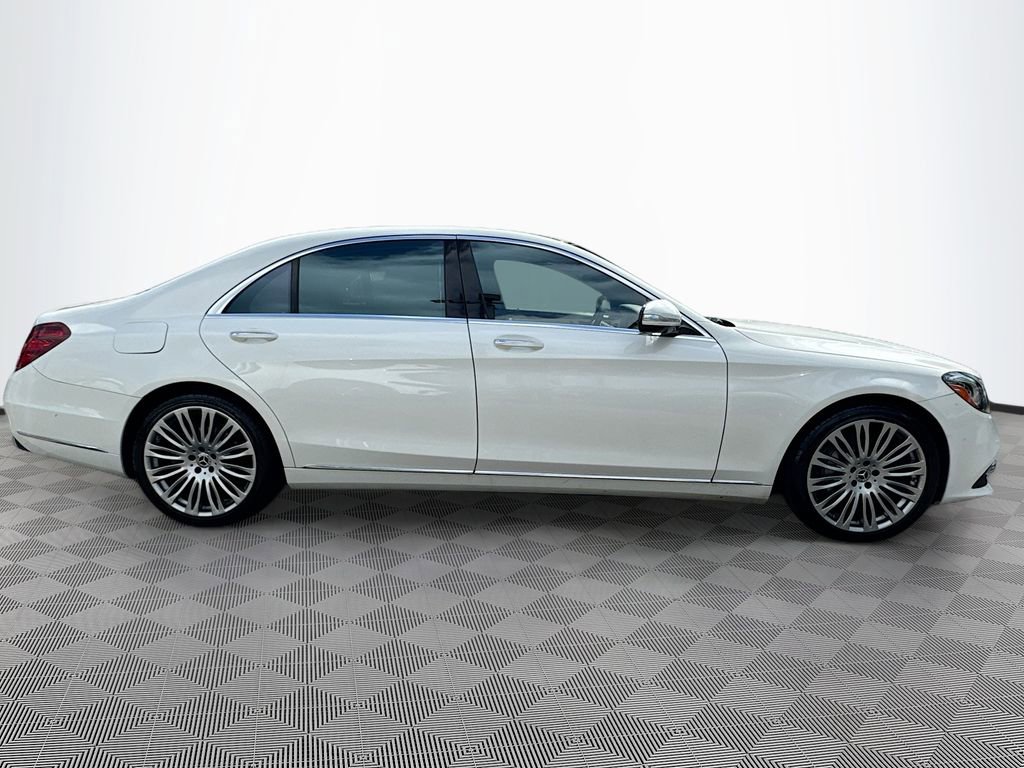 Used 2020 Mercedes-Benz S 560 Sedan w/ Premium Package image 5