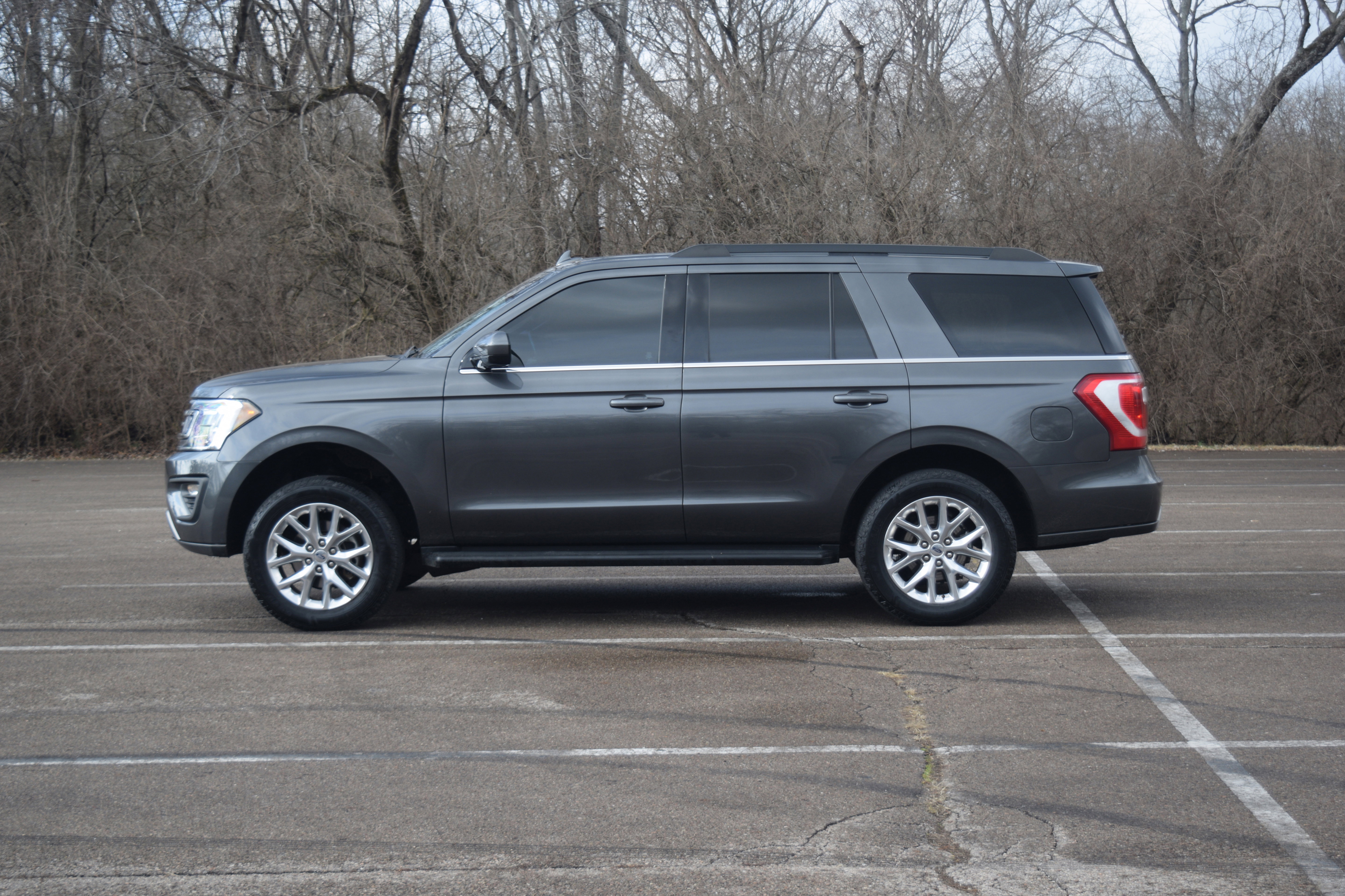 Used 2020 Ford Expedition XLT image 24