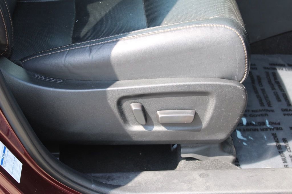 Used 2019 Toyota Highlander Limited image 22
