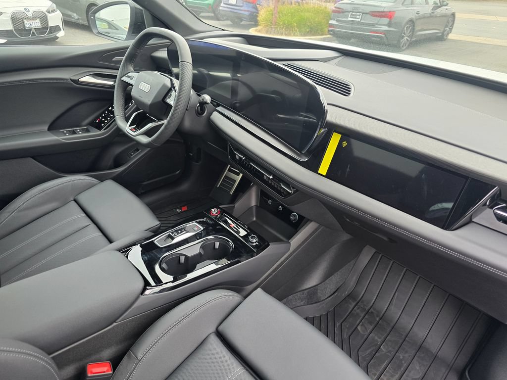 New 2027 Audi SQ6 e-tron Premium Plus AWD/4WD image 13