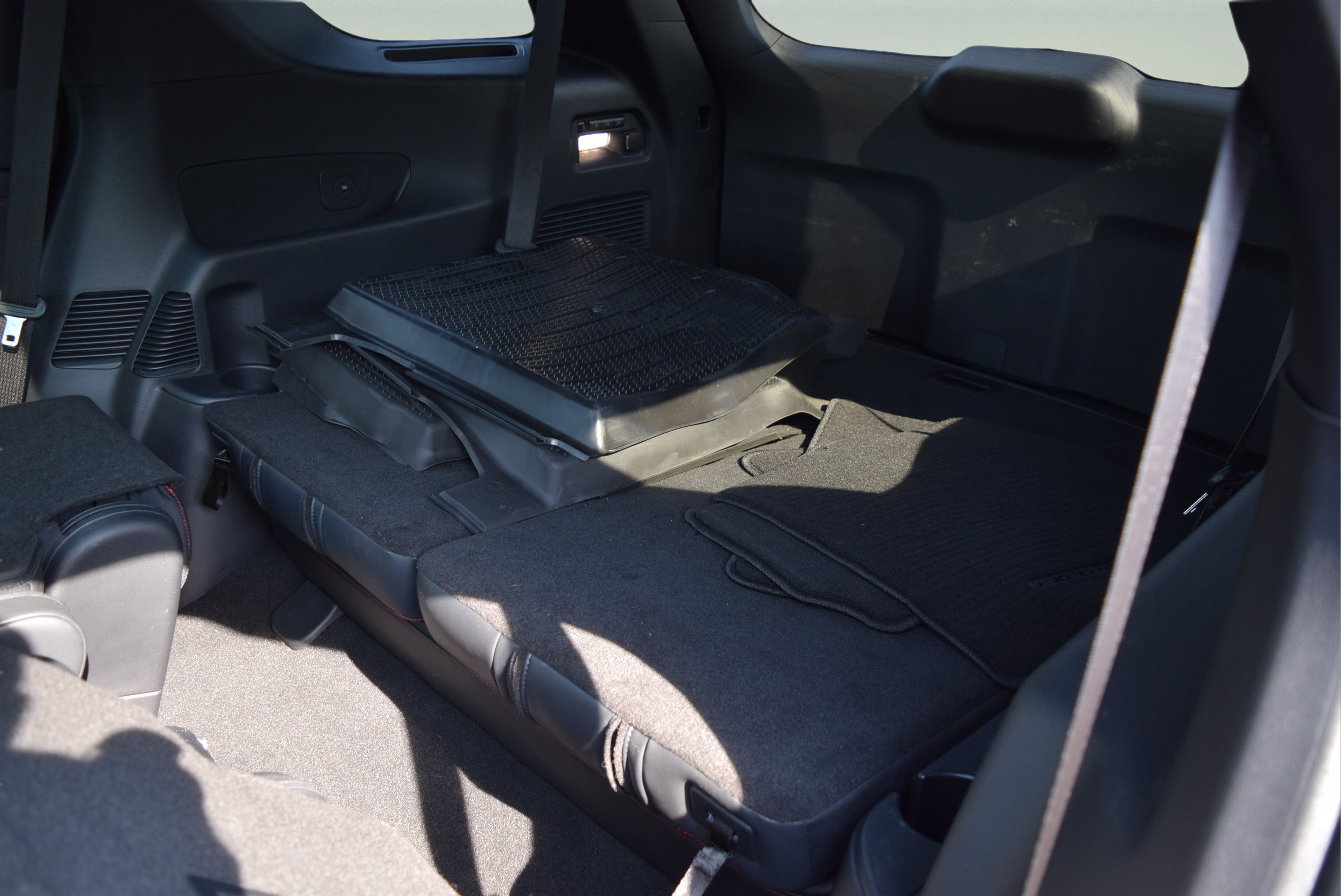 Used 2025 Ford Explorer ST w/ Sun And Sound Package AWD/4WD image 10