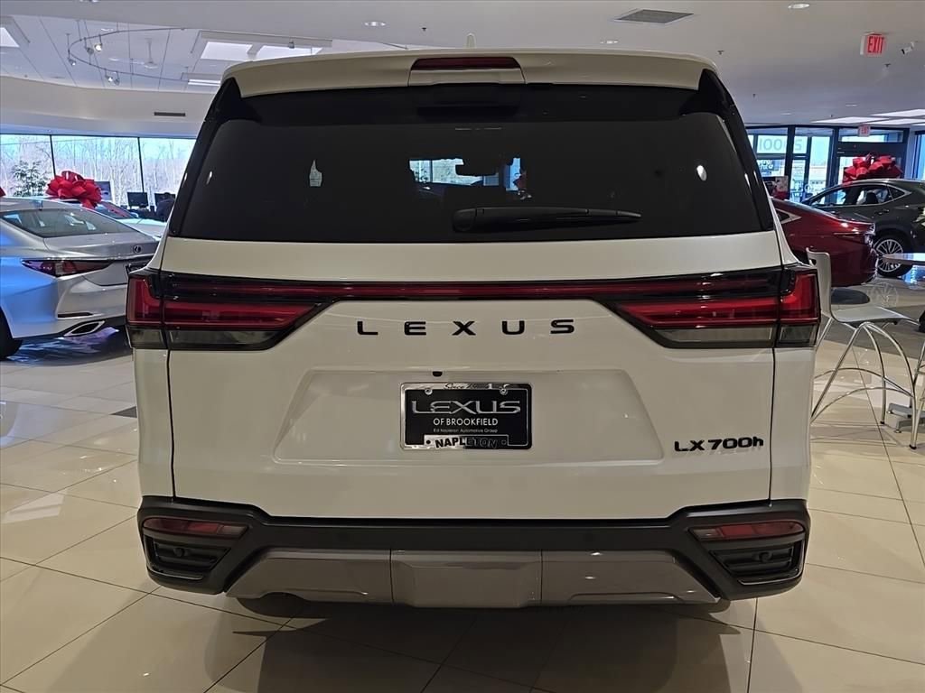 New 2025 Lexus LX 700h Luxury image 6