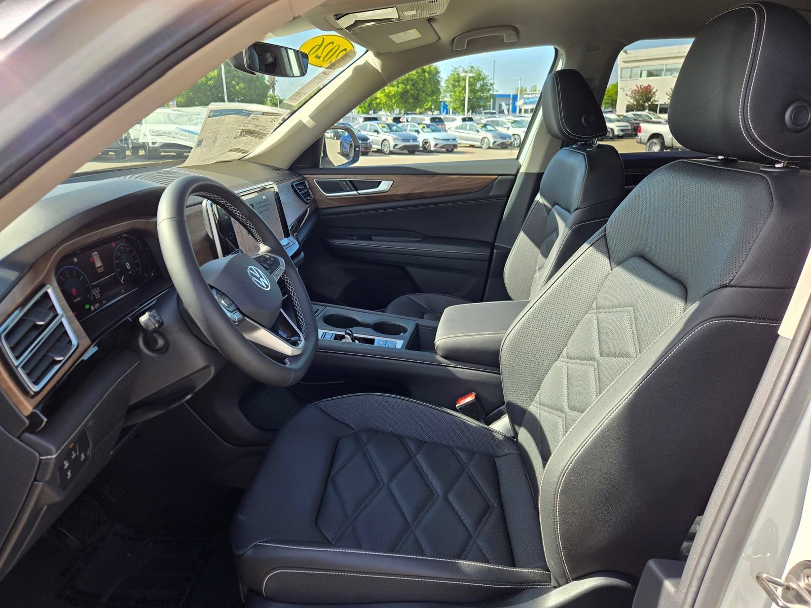 New 2026 Volkswagen Atlas SE FWD image 14