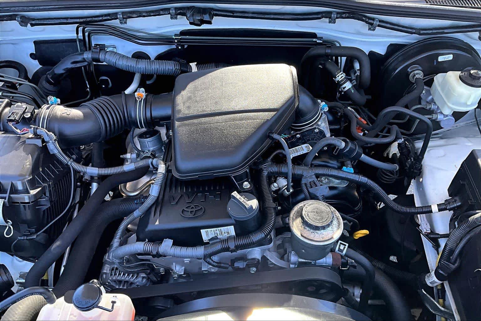 Used 2014 Toyota Tacoma 2WD Double Cab w/ Convenience Package image 32