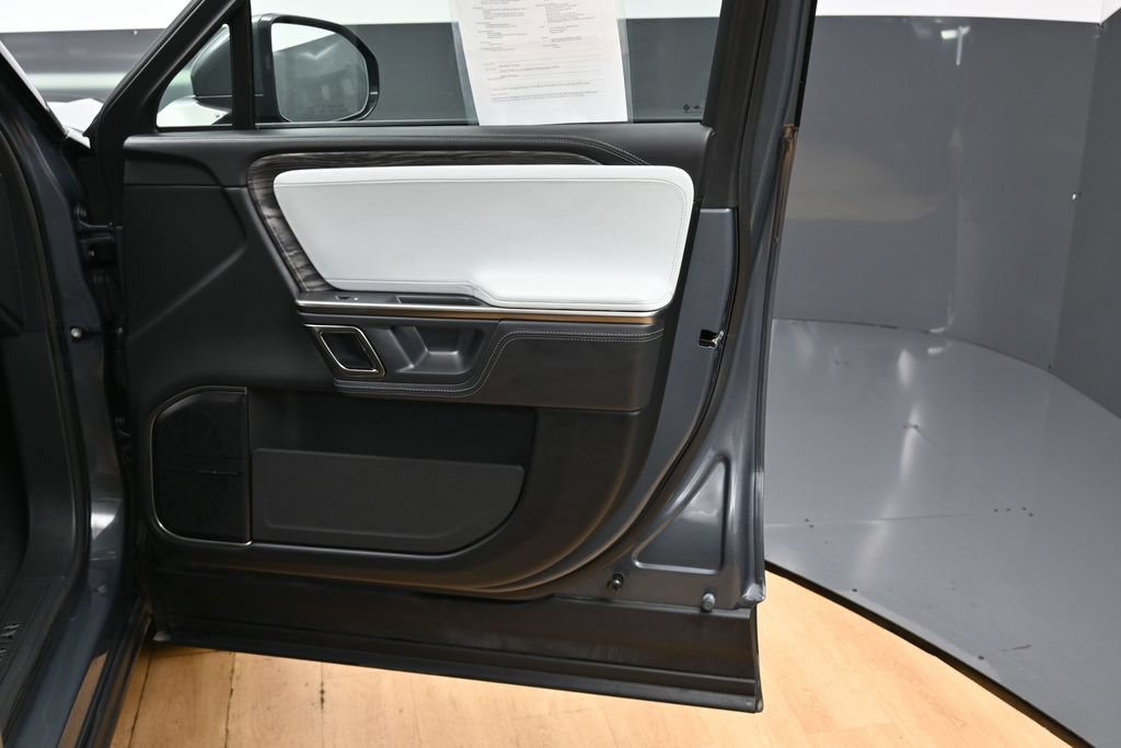 Used 2022 Rivian R1T Adventure AWD/4WD image 35