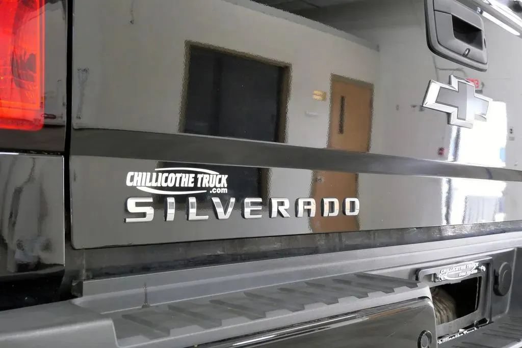 Used 2019 Chevrolet Silverado 2500 LTZ w/ Duramax Plus Package AWD/4WD image 9
