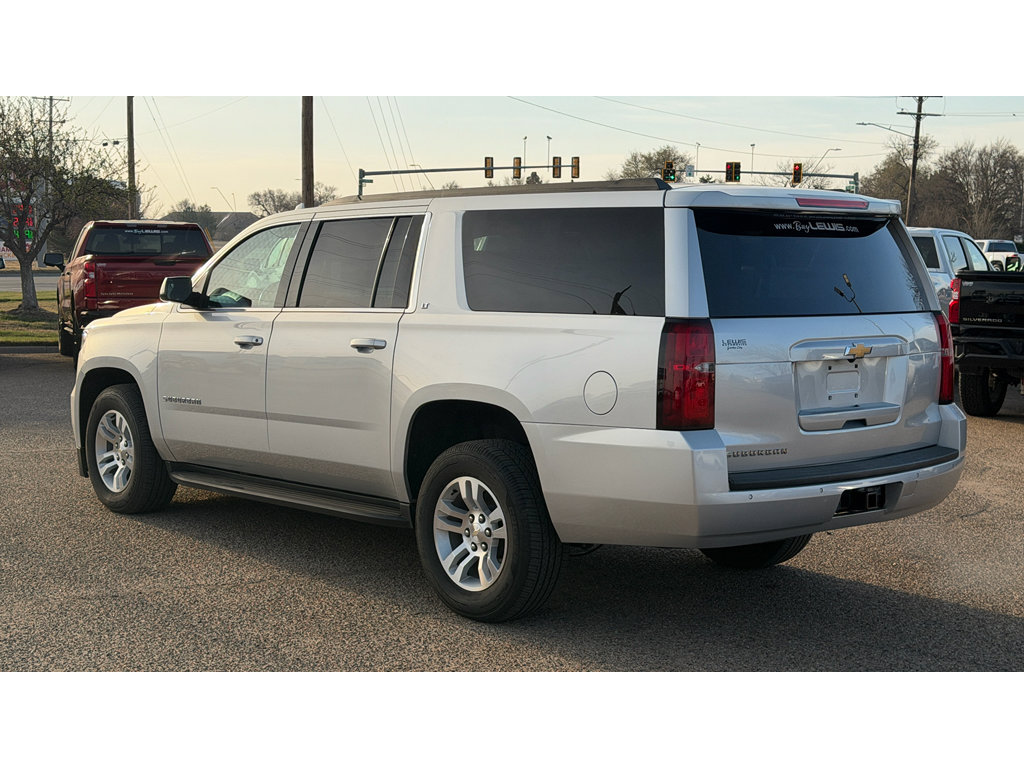 Used 2019 Chevrolet Suburban LT image 5