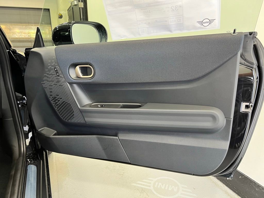 Certified 2025 MINI Cooper S image 13