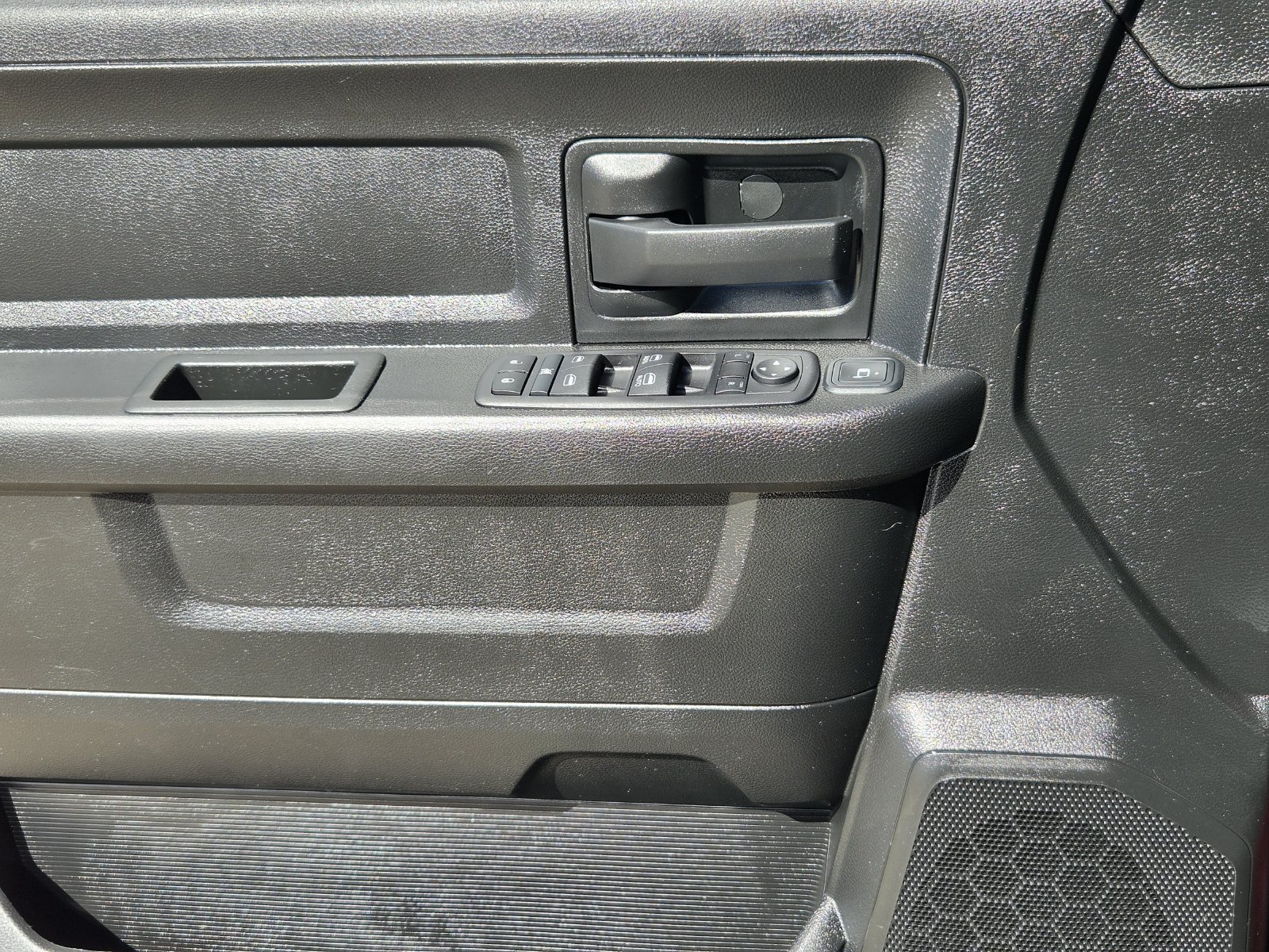 Used 2024 RAM 2500 Tradesman w/ Chrome Appearance Group AWD/4WD image 22