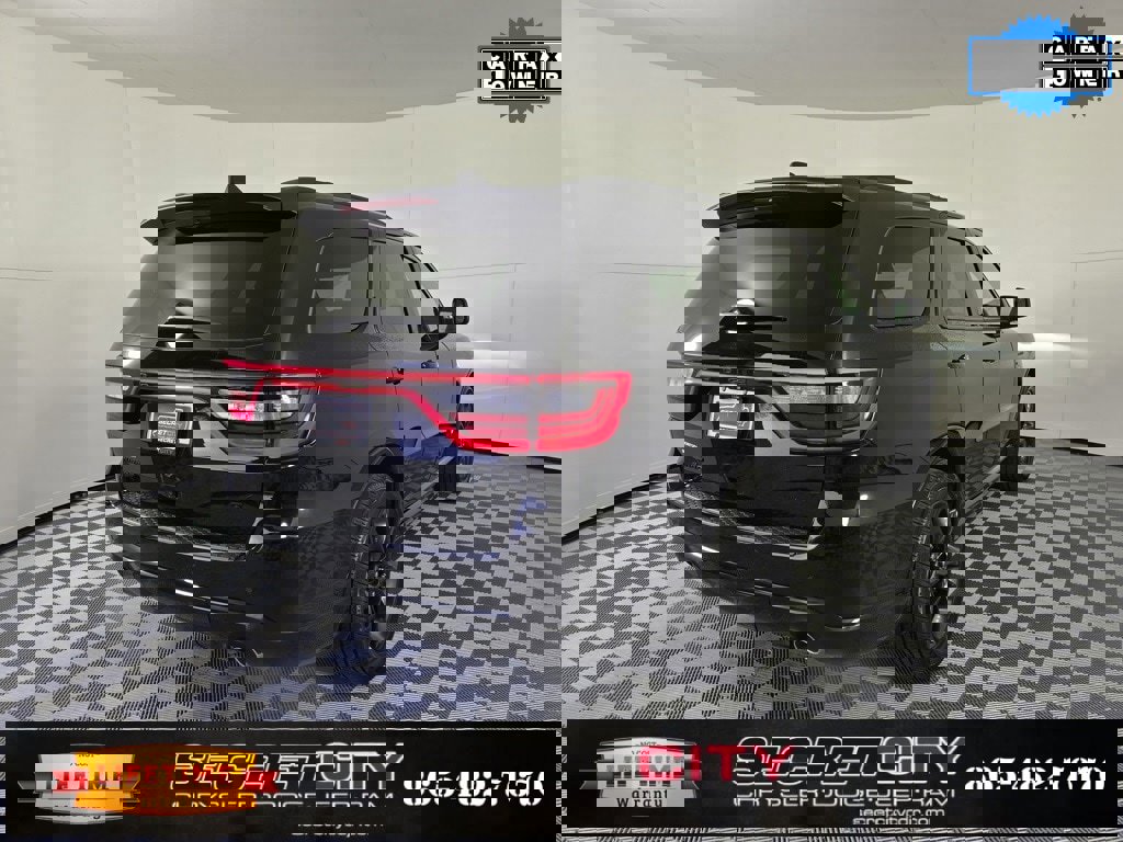 Used 2025 Dodge Durango R/T w/ Blacktop Package image 7