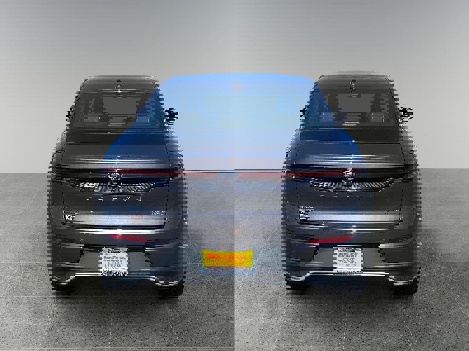 Used 2024 Toyota Crown Limited AWD/4WD image 4