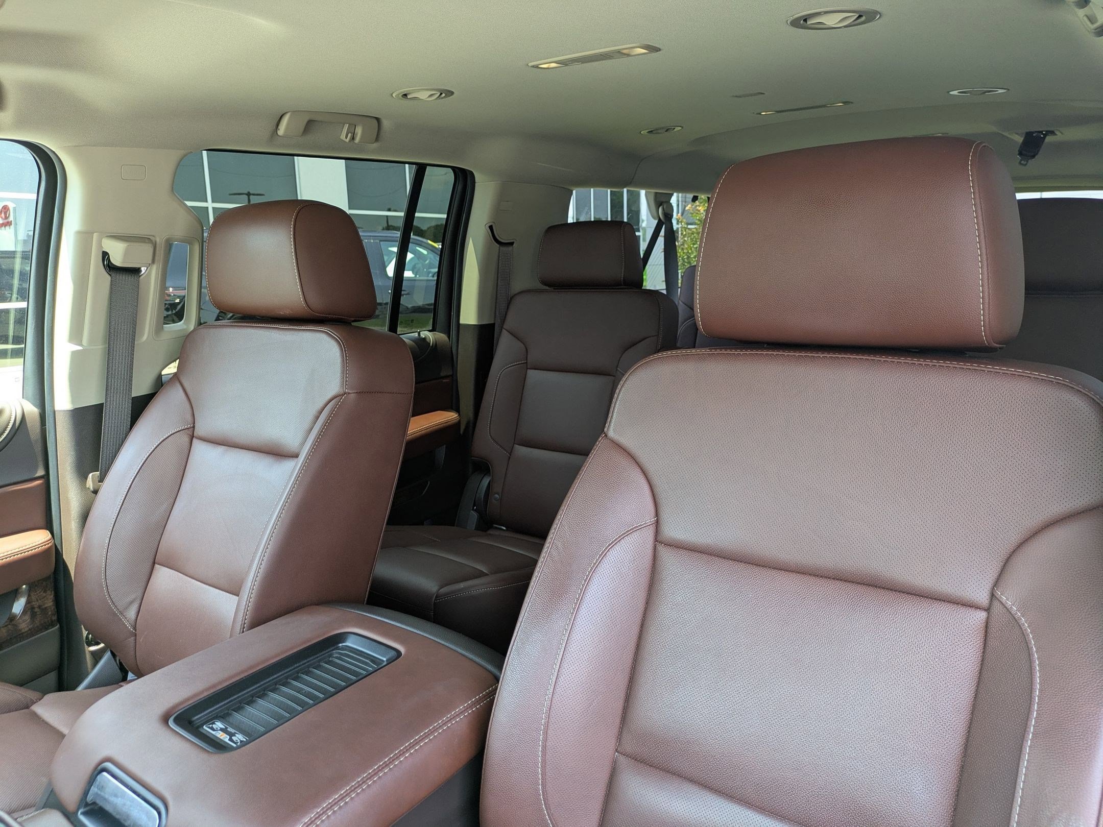 Used 2019 Chevrolet Suburban Premier w/ RST 6.2L Performance Edition image 15