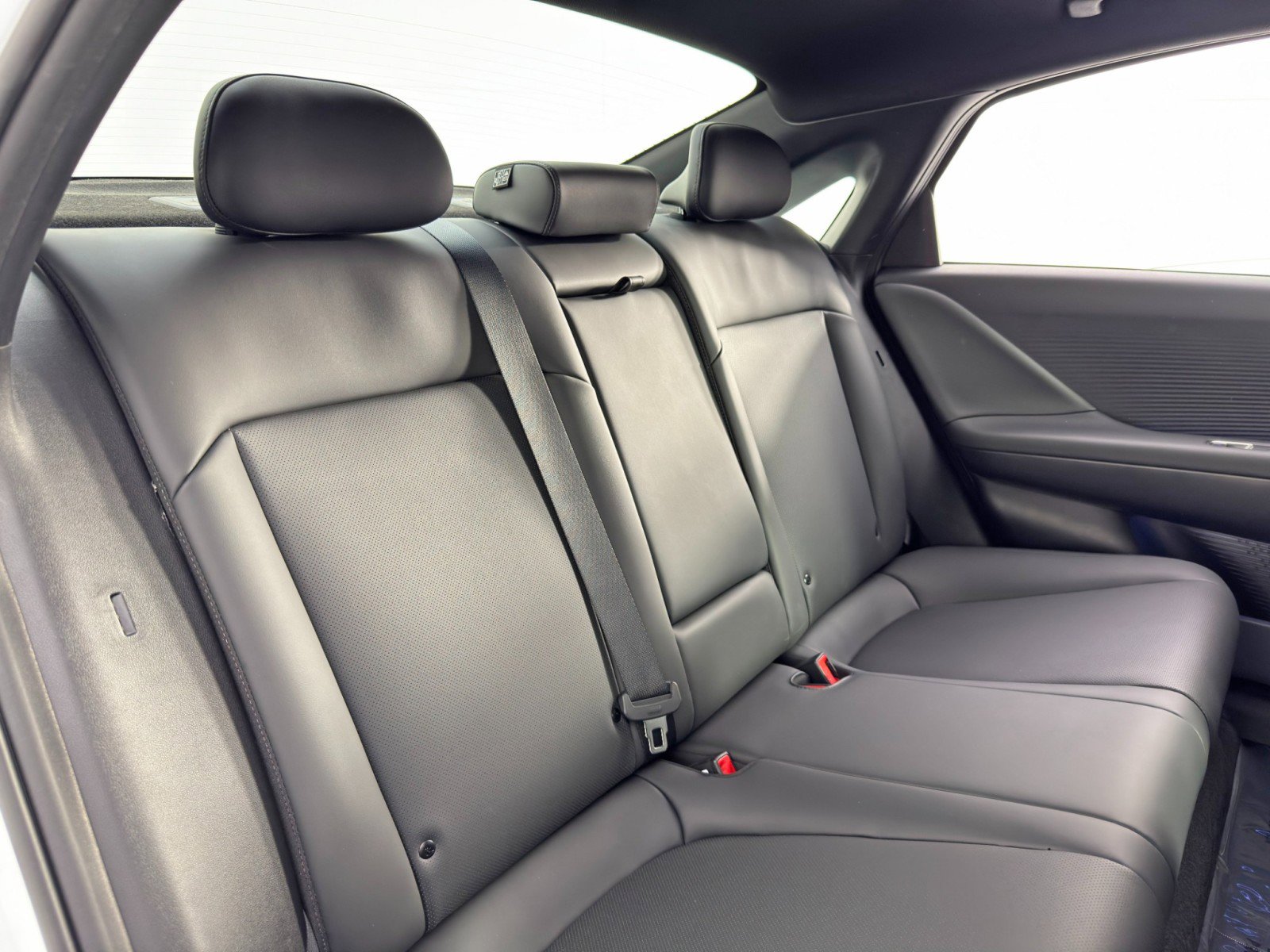 Used 2023 Hyundai Ioniq 6 SEL image 37