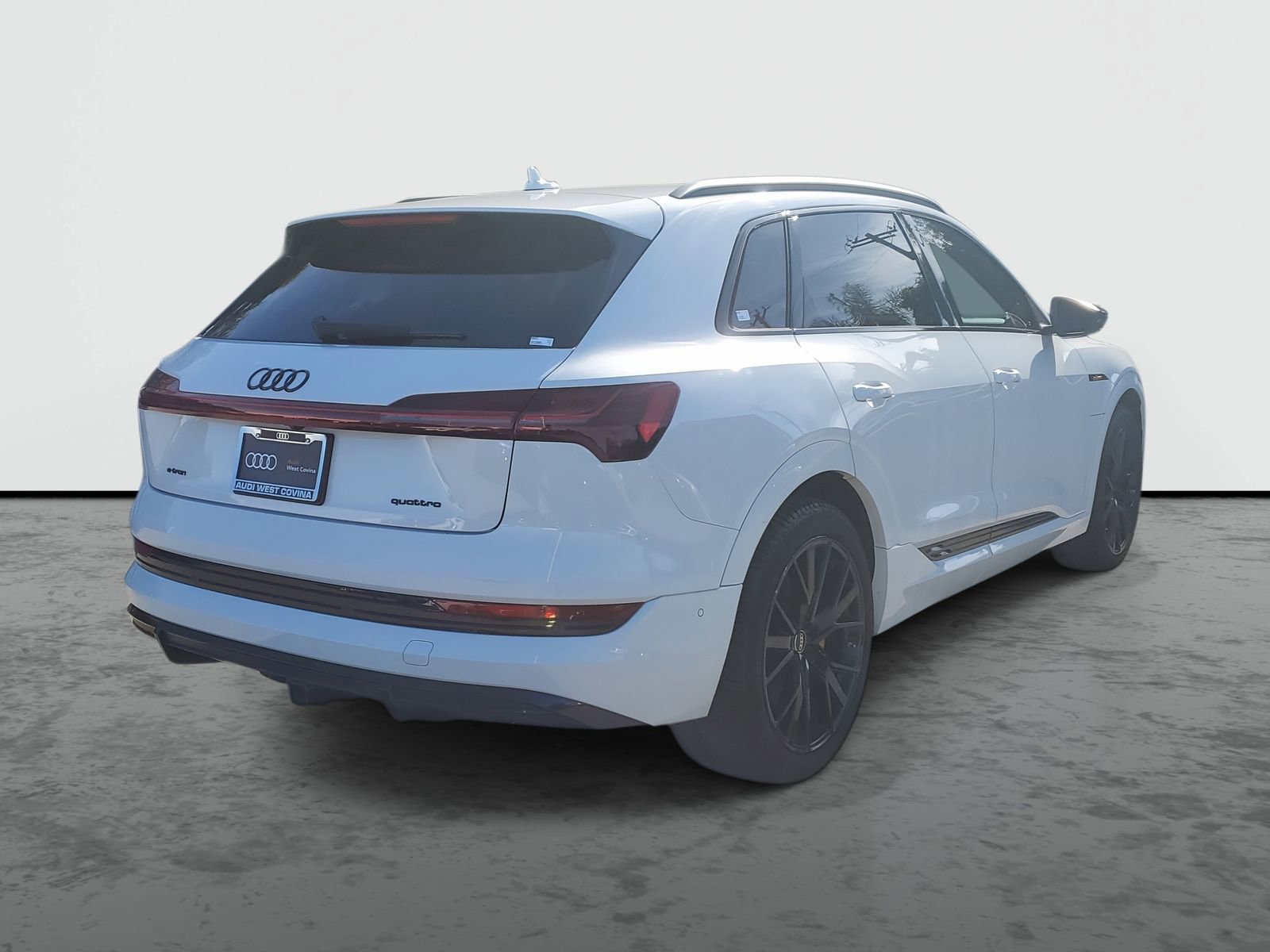 Used 2022 Audi e-tron Chronos w/ Chronos Package image 4