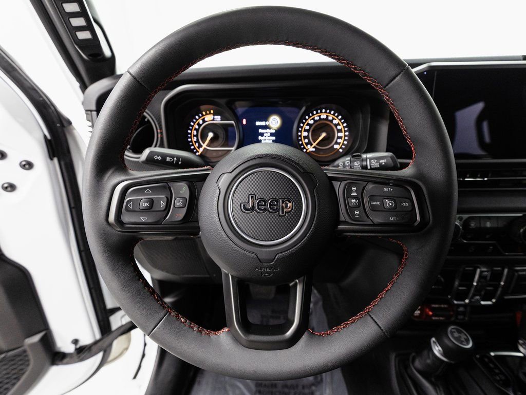 Used 2024 Jeep Wrangler Unlimited Rubicon image 11