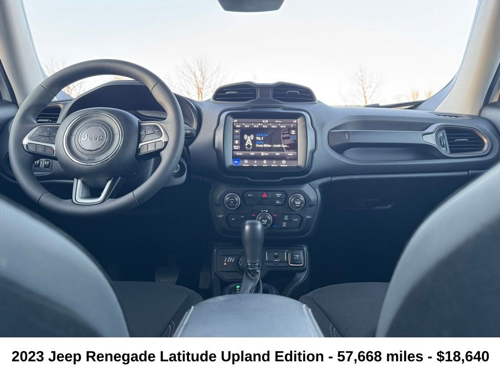 Used 2023 Jeep Renegade Latitude image 22