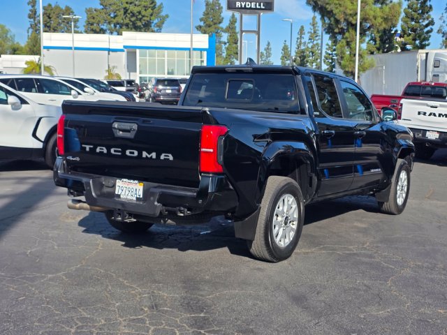 Used 2024 Toyota Tacoma SR5 AWD/4WD image 6