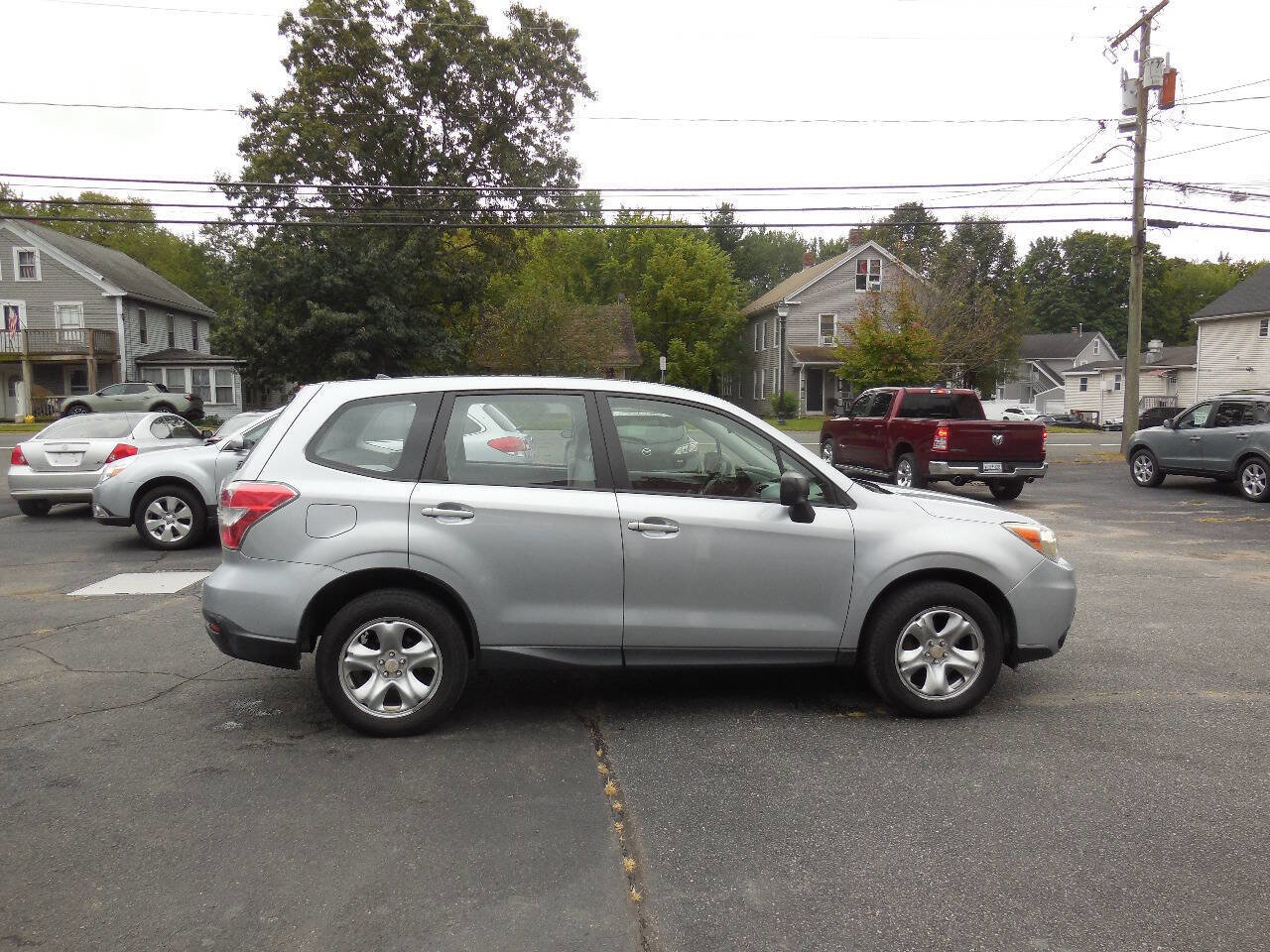 Used 2014 Subaru Forester 2.5i image 2