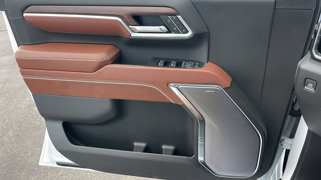 New 2026 GMC Sierra 3500 Denali Ultimate AWD/4WD image 26