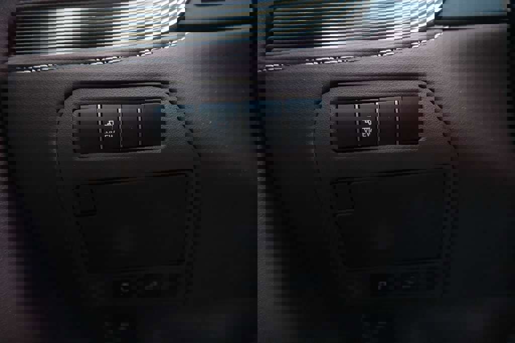 Used 2018 Lexus LS 500 AWD w/ Luxury Package image 38