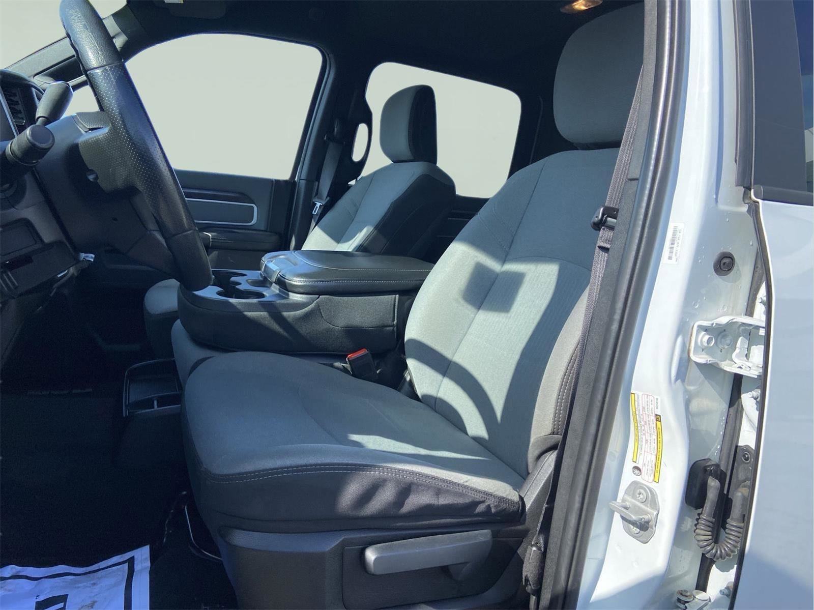 Used 2022 RAM 2500 Big Horn image 27