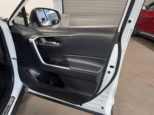 Used 2021 Toyota RAV4 XLE Premium w/ Carpet Mat Package (TMS) image 12