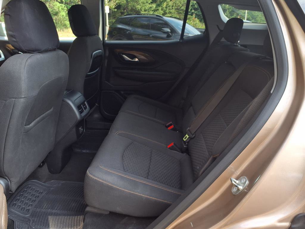 Used 2018 GMC Terrain SLE image 10