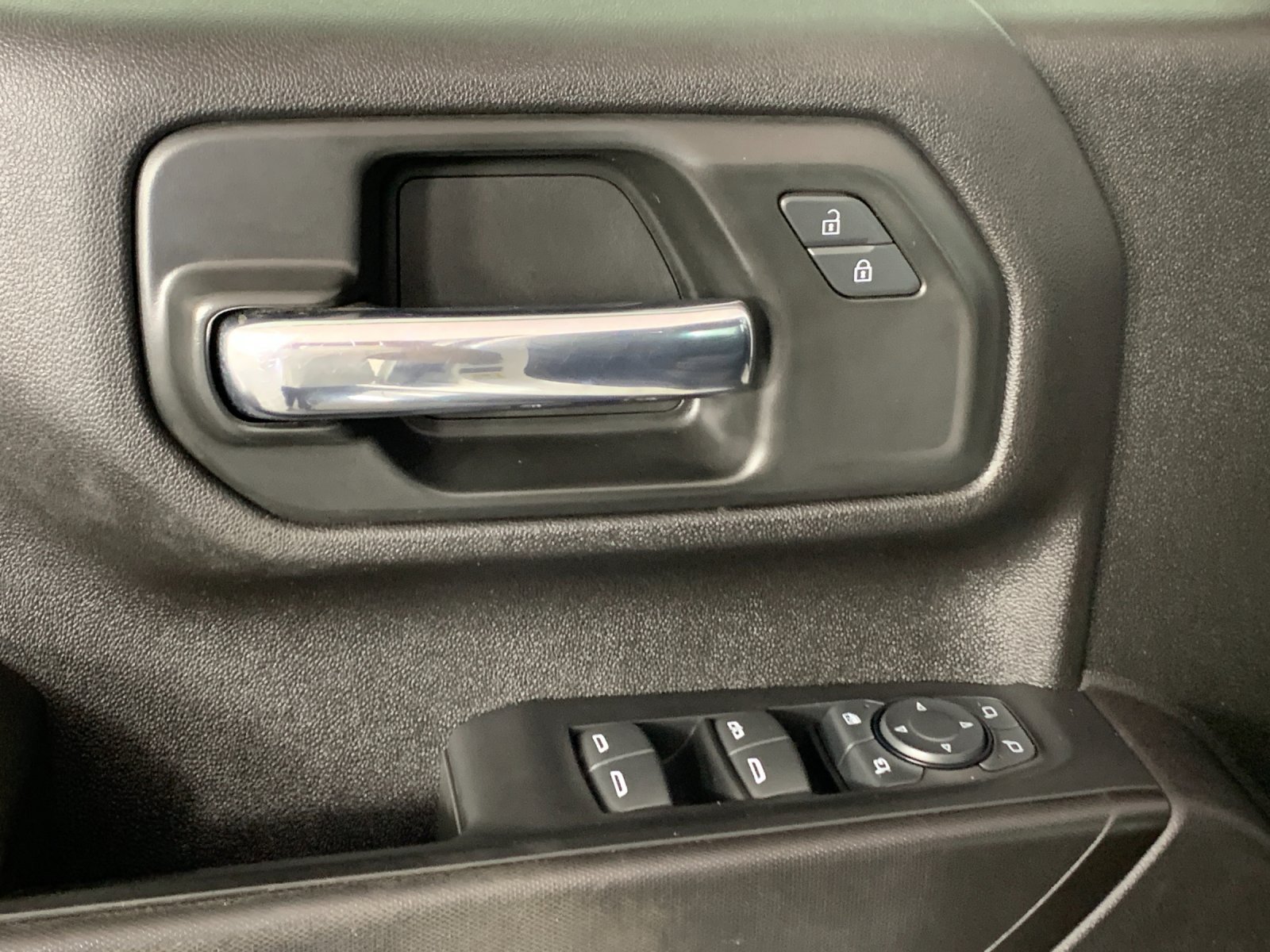 Used 2024 Chevrolet Silverado 2500 Custom w/ Custom Value Package RWD image 13