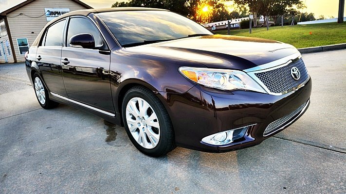 Used 2011 Toyota Avalon FWD image 12