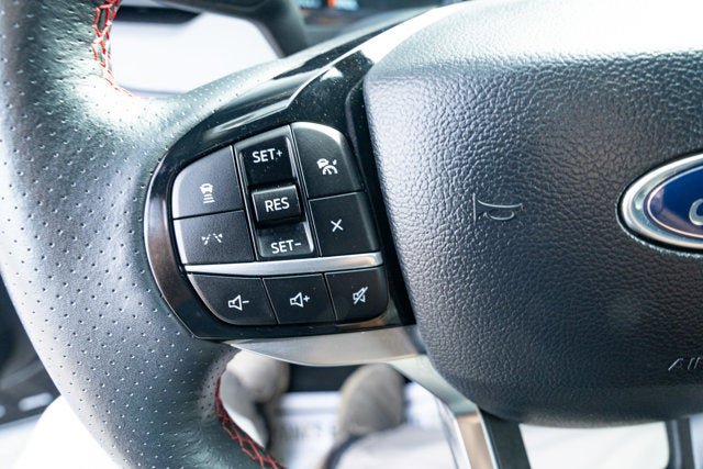 Used 2025 Ford Explorer ST-Line AWD/4WD image 22