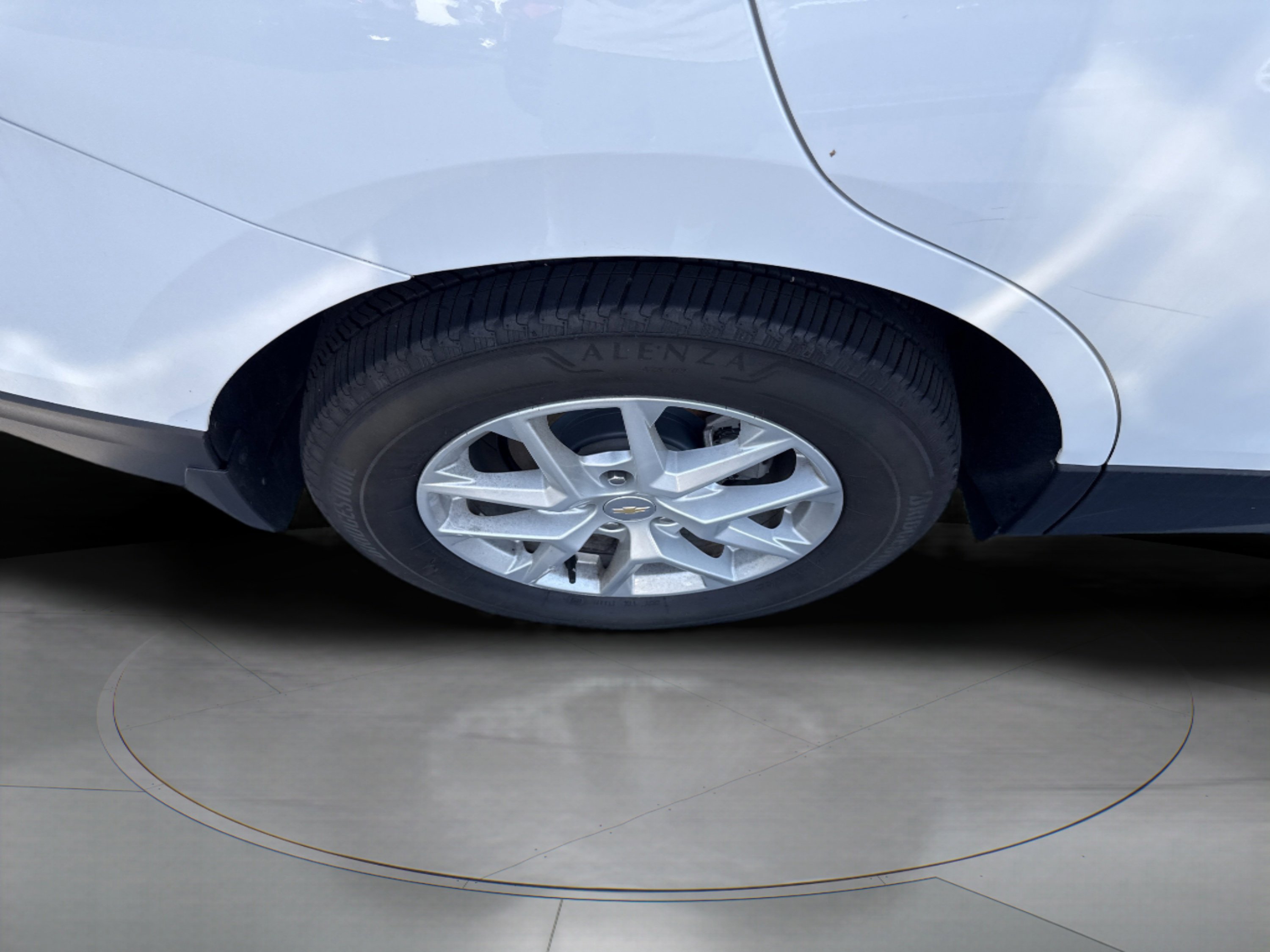 Used 2023 Chevrolet Equinox LT w/ LPO, Floor Liner Package image 52