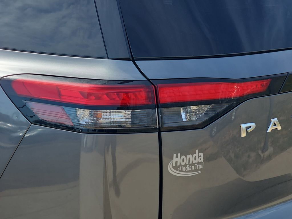 Used 2022 Nissan Pathfinder SL image 21