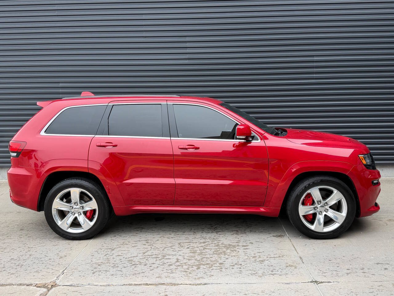 Used 2014 Jeep Grand Cherokee SRT8 w/ Luxury Group II AWD/4WD image 10