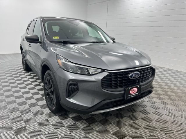 Used 2024 Ford Escape Active AWD/4WD image 1