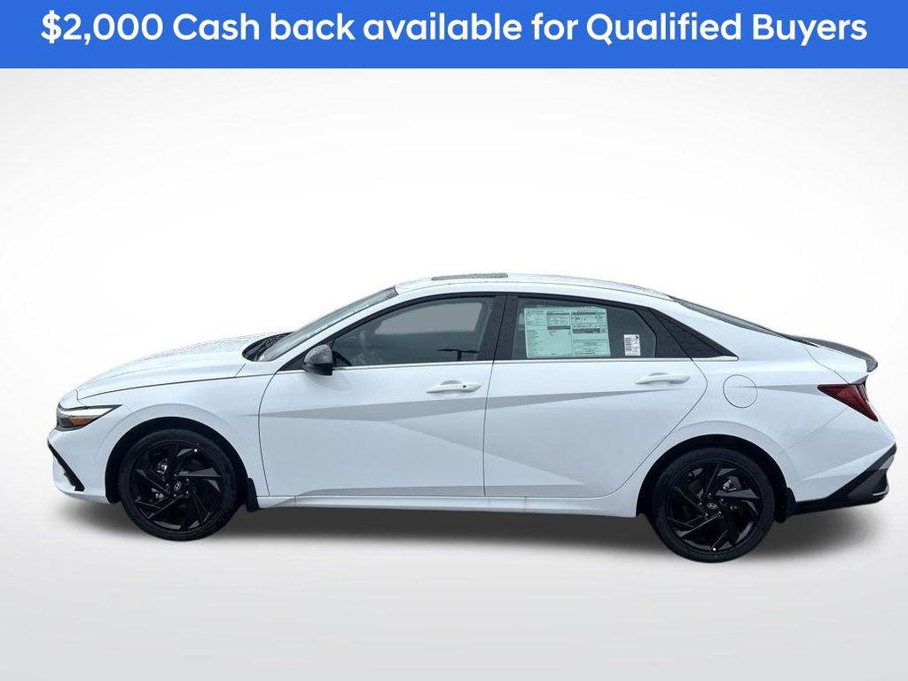 New 2026 Hyundai Elantra SEL Sport Premium image 2