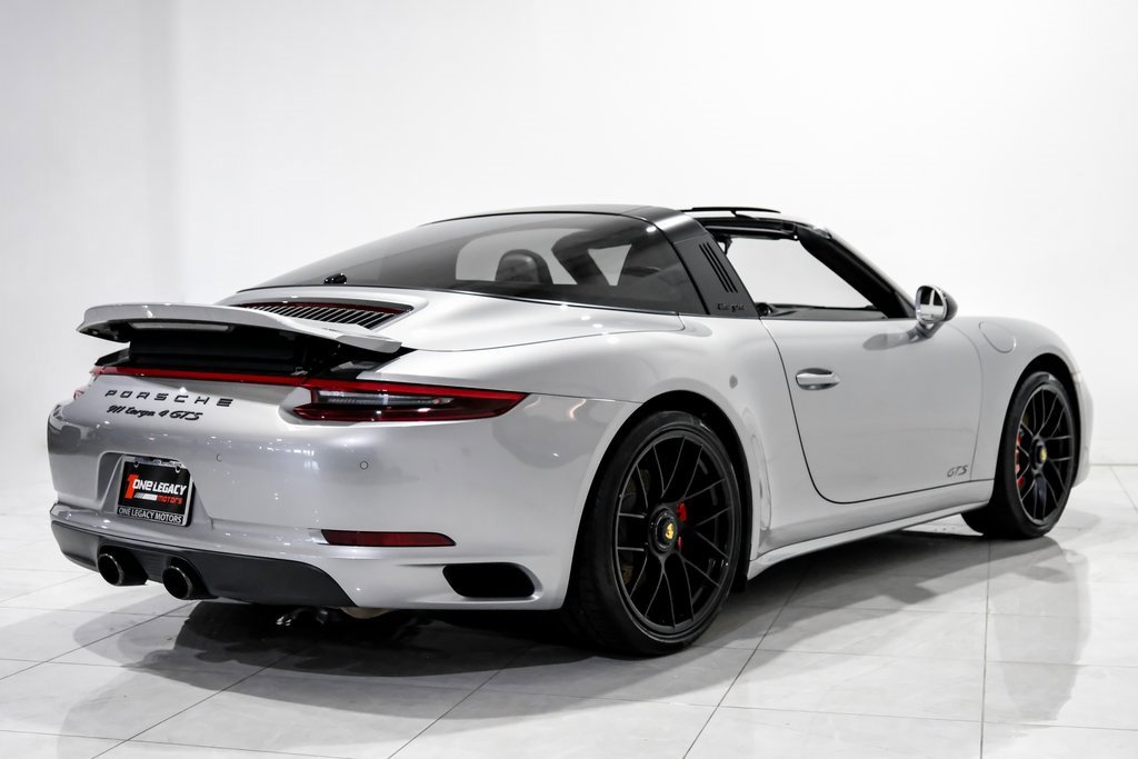 Used 2017 Porsche 911 Targa 4 GTS image 4