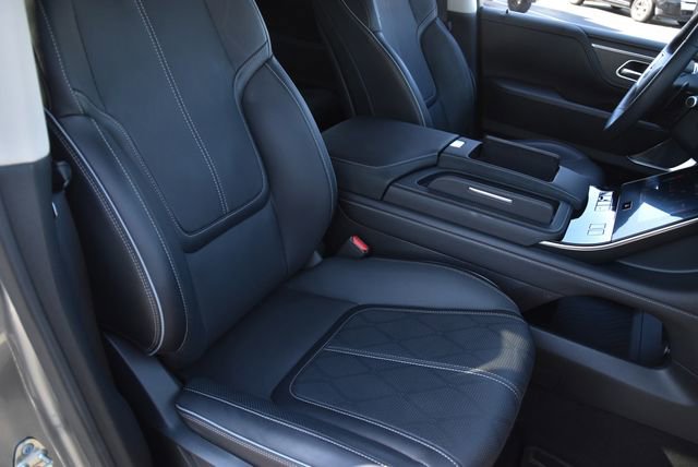 Used 2025 INFINITI QX80 Sensory AWD/4WD image 31