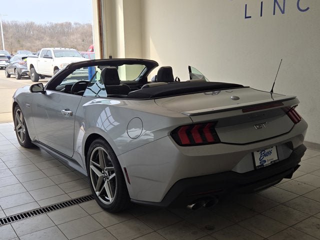 Used 2025 Ford Mustang GT Premium RWD image 10