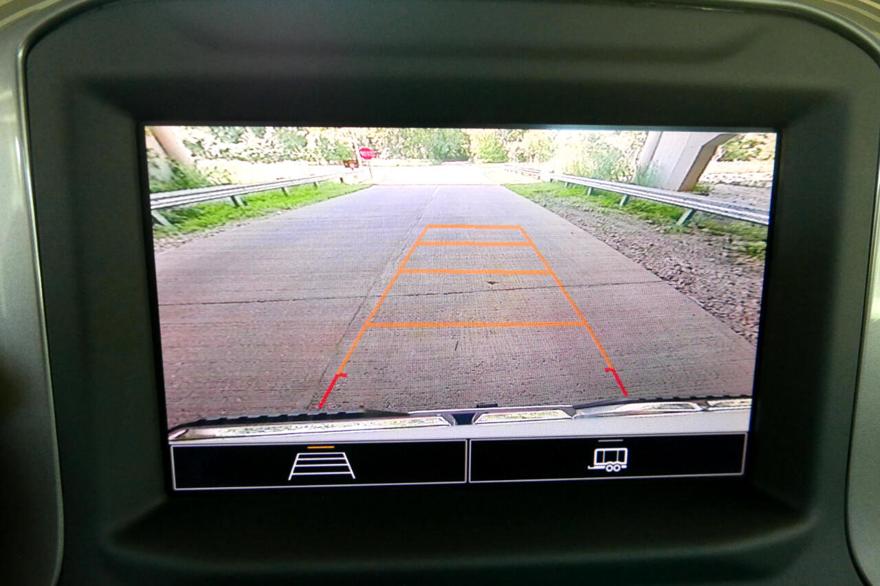 Used 2024 GMC Sierra 2500 Pro w/ Convenience Package image 16