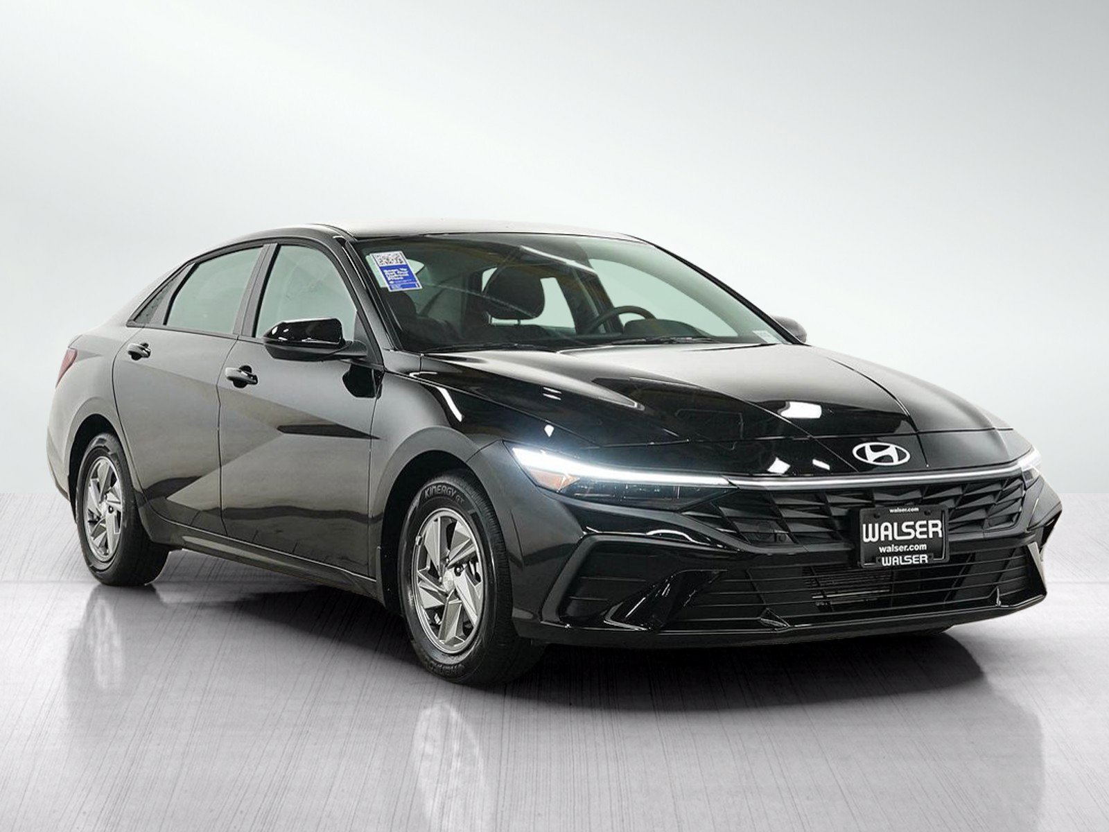 Used 2026 Hyundai Elantra SE FWD image 7