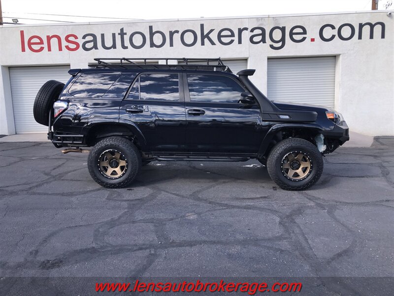 Used 2015 Toyota 4Runner SR5 AWD/4WD image 1