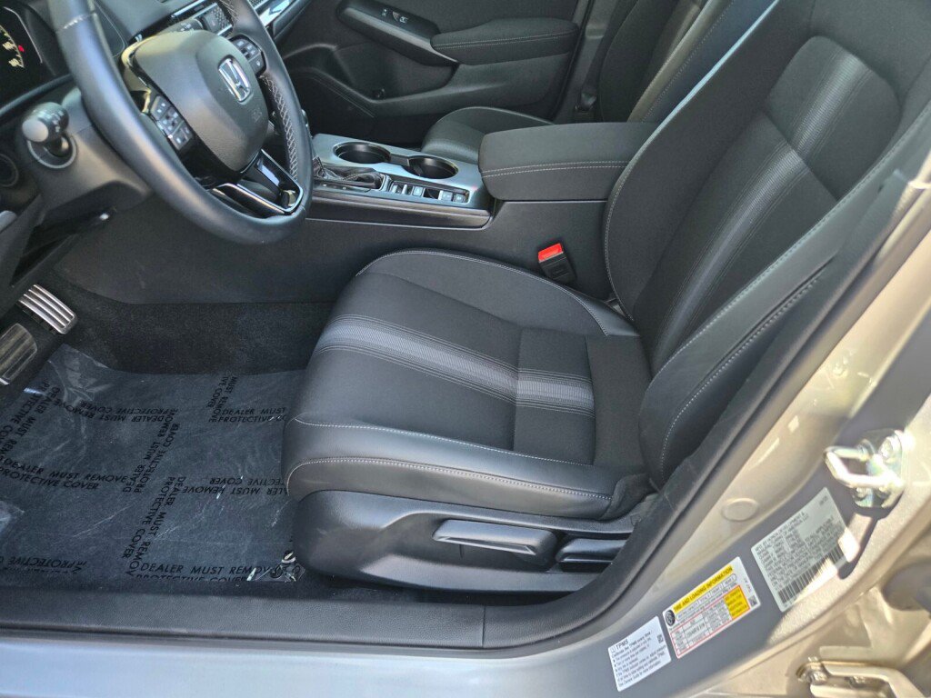 Certified 2025 Honda Civic Sport image 21