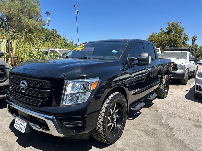 Used 2021 Nissan Titan SV w/ SV Convenience Package RWD image 13