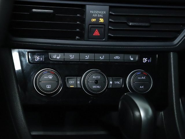Used 2021 Volkswagen Jetta SE w/ SE Cold Weather Package FWD image 27