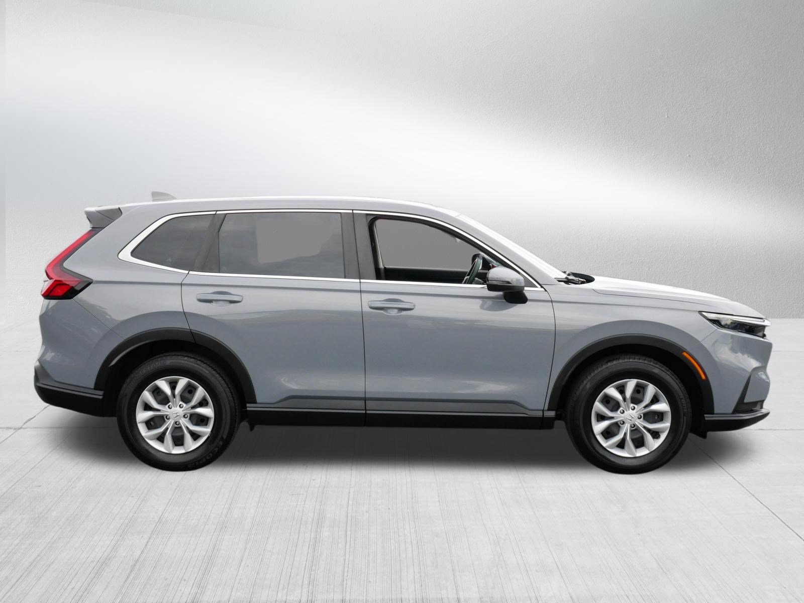 Used 2024 Honda CR-V LX image 8